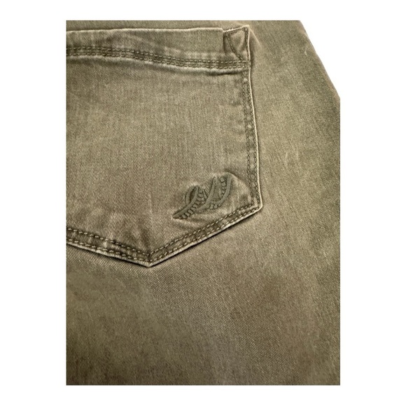 Express Pintuck Knee Skinny Jeans - Picture 7 of 10